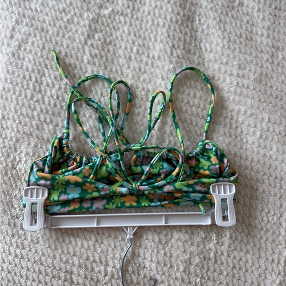 Skatie Demi Top in Nepali Size Medium - Picture 2 of 2